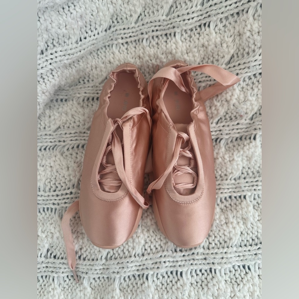 Pink coquette ballerina sneakers